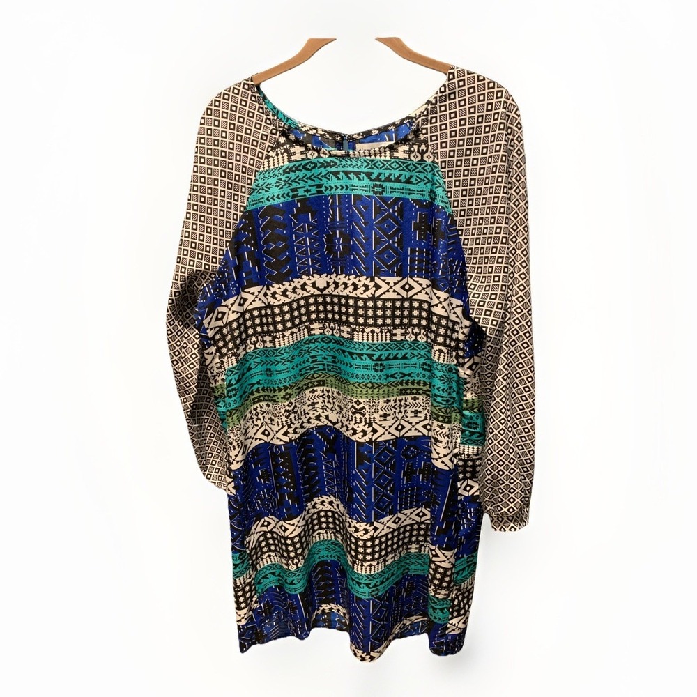 Almost Famous Shift Dress Geometric Pattern Women's Large